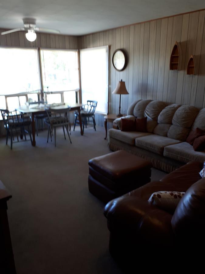 Chalkley'S Sandy Bay Cottage Resort Nipissing Beach Εξωτερικό φωτογραφία