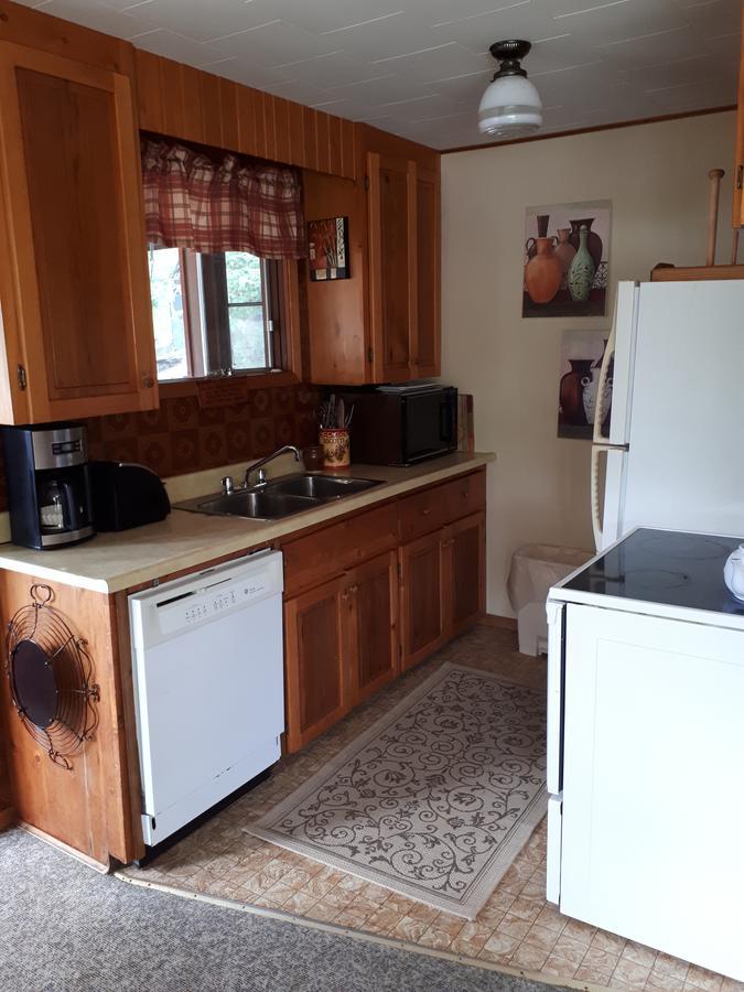 Chalkley'S Sandy Bay Cottage Resort Nipissing Beach Εξωτερικό φωτογραφία